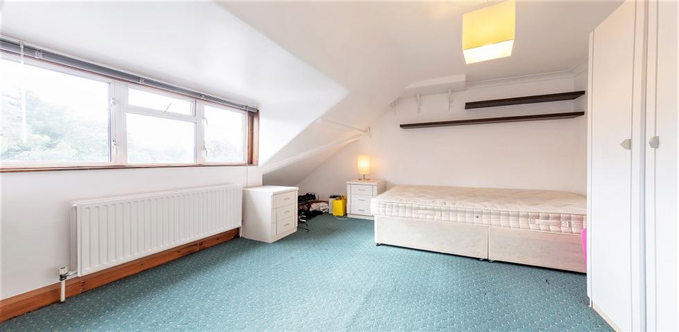 Modern and Central Apartment Grosvenor Gardens, Willesden Green